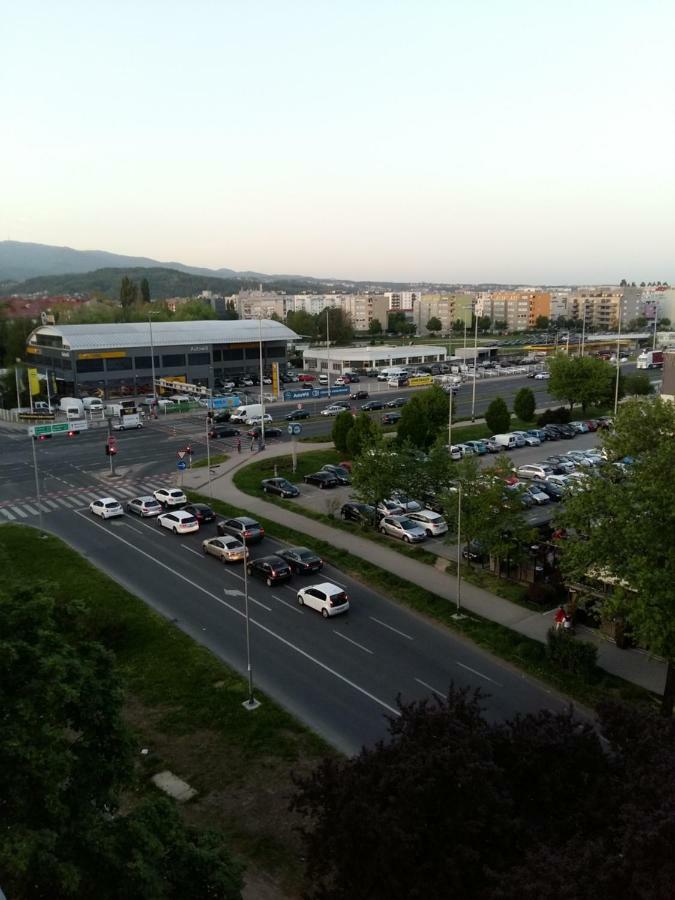 Apartman Stonewood West Zagreb Exterior foto